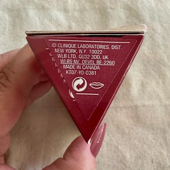 Clinique Hydrating Triple Lip Balm - Black Honey - Picture 5 of 5